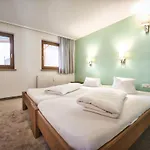 Basur - Schihotel Am Arlberg