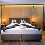 Basur - Schihotel Am Arlberg Hotel 4*