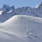 Basur - Schihotel Am Arlberg Hotel Flirsch