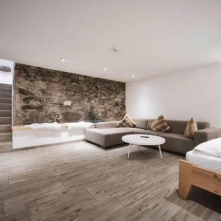 Basur - Schihotel Am Arlberg Hotel Flirsch