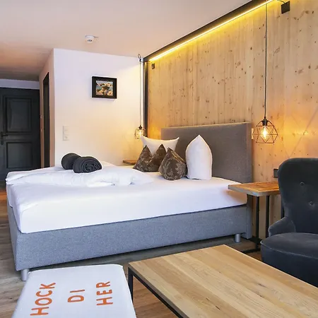 Basur - Schihotel Am Arlberg