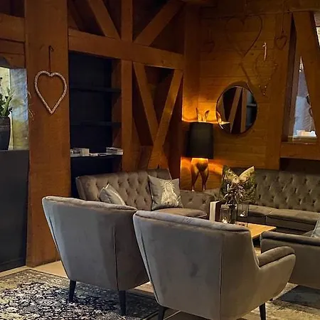 Basur - Schihotel Am Arlberg 4*