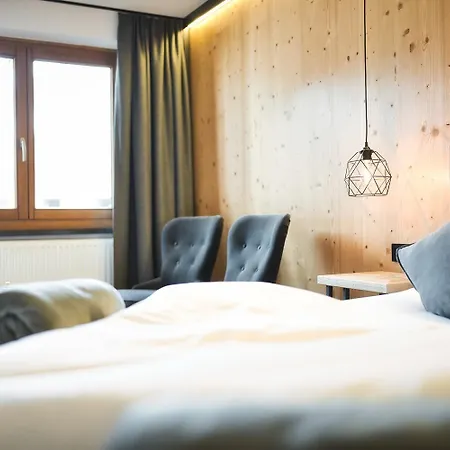 Hotel Basur 4*