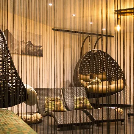 Basur - Schihotel Am Arlberg 4*