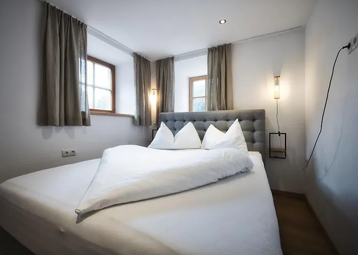 Basur - Schihotel Am Arlberg 4* فليرش