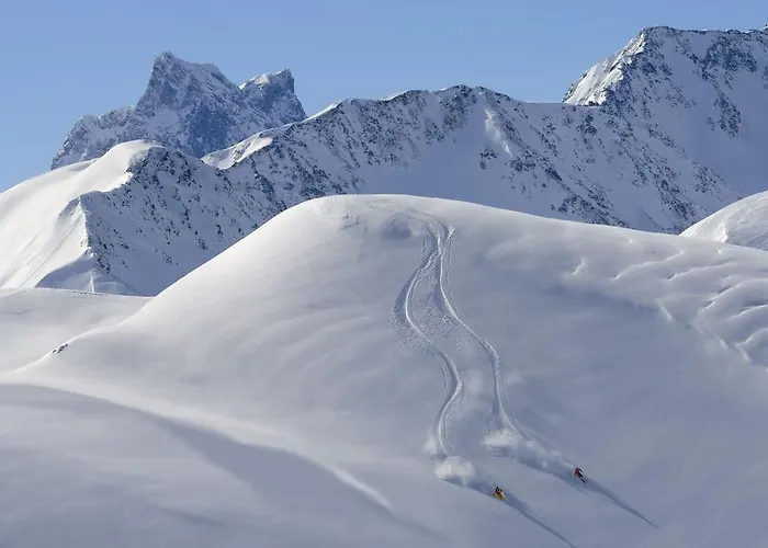 Basur - Schihotel Am Arlberg Hotel Flirsch