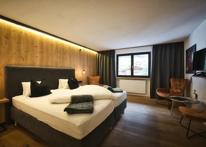 فندق Basur - Schihotel Am Arlberg فليرش