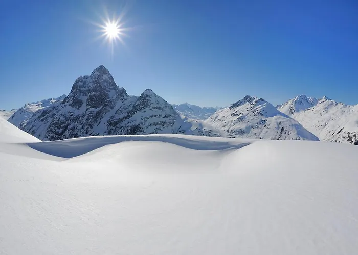 Basur - Schihotel Am Arlberg Hotel