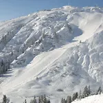 Basur - Schihotel Am Arlberg Flirsch