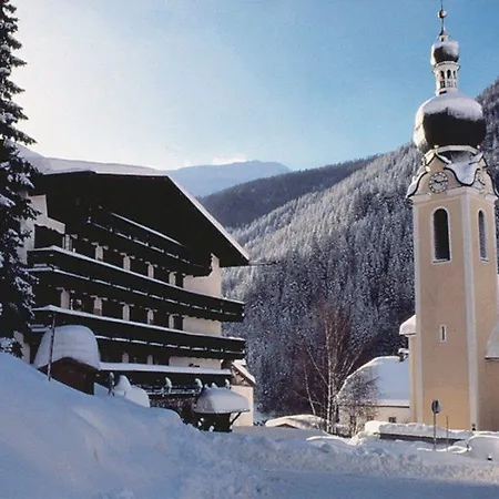Basur - Schihotel Am Arlberg 4*