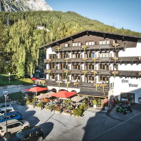 Basur - Schihotel Am Arlberg