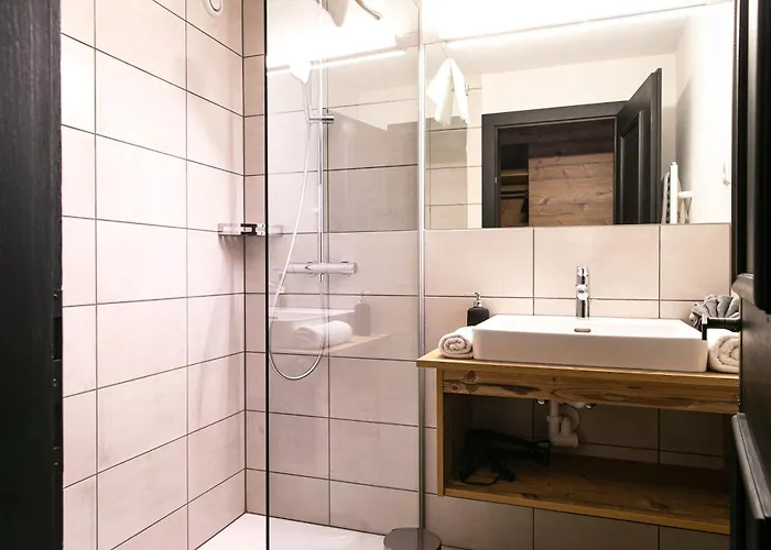 Basur - Schihotel Am Arlberg 酒店 4*