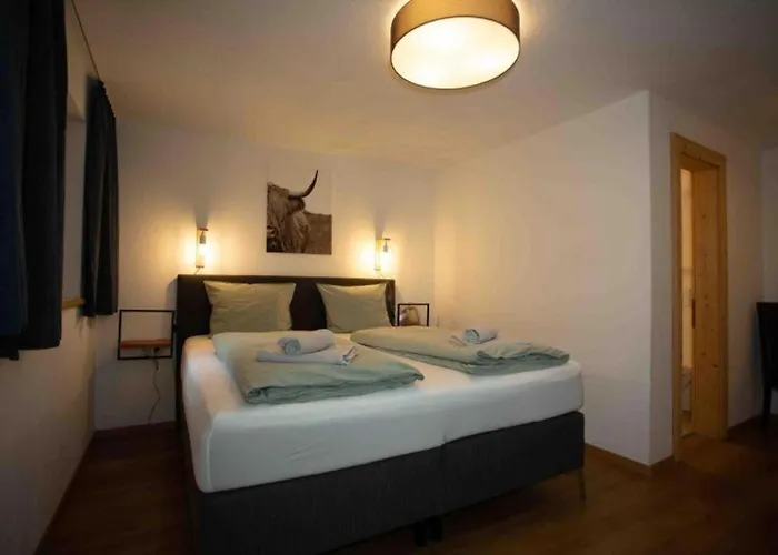 Basur - Schihotel Am Arlberg 酒店 弗利尔施