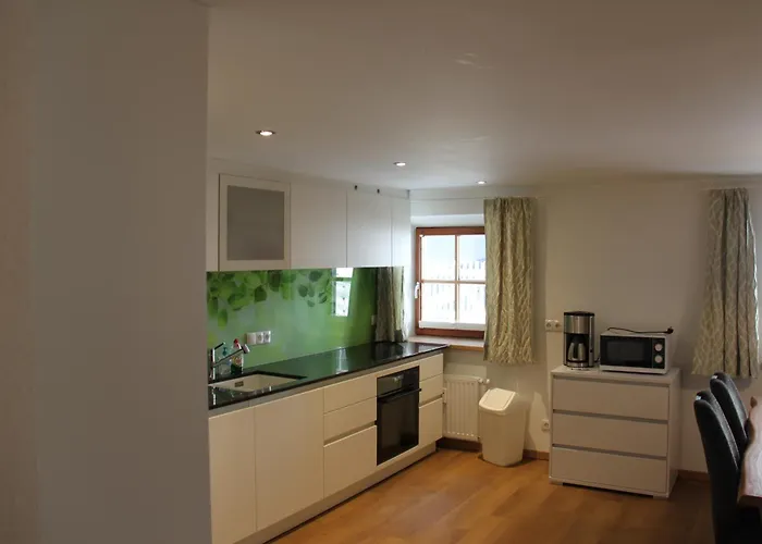 Basur - Schihotel Am Arlberg 弗利尔施