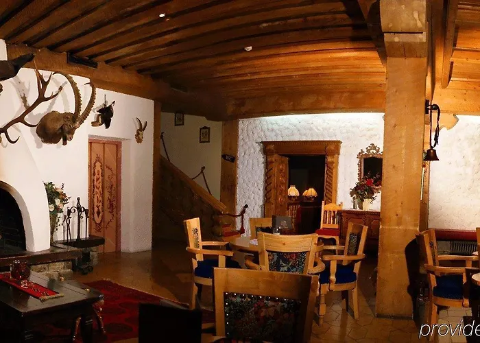 Basur - Schihotel Am Arlberg 弗利尔施