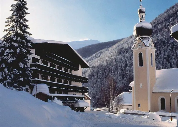 Basur - Schihotel Am Arlberg 4*