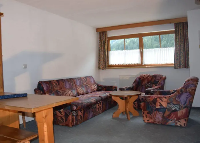 Basur - Schihotel Am Arlberg